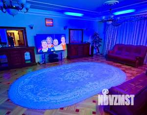 Дом 350м², 2-этажный, посуточно,