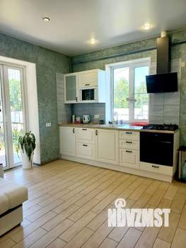 Дом 176м², 2-этажный, посуточно,