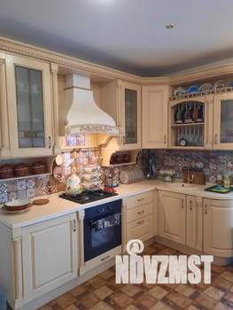 Дом 250м², 3-этажный, посуточно,