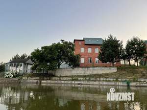 Дом 390м², 3-этажный, посуточно,