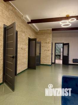 Дом 400м², 3-этажный, посуточно,