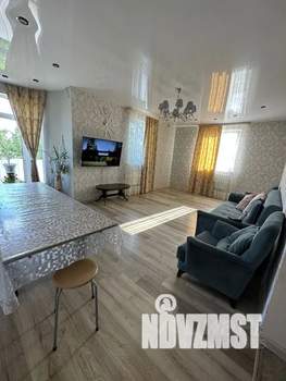 Дом 180м², 2-этажный, посуточно,