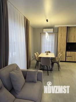 Дом 130м², 2-этажный, посуточно,