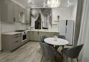 Дом 132м², 2-этажный, на длительный срок,