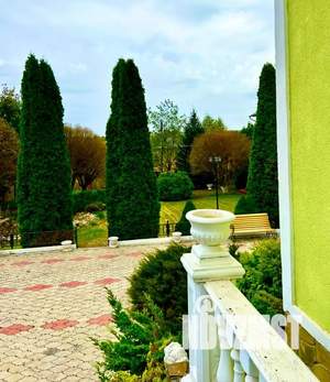 Дом 350м², 2-этажный, посуточно,