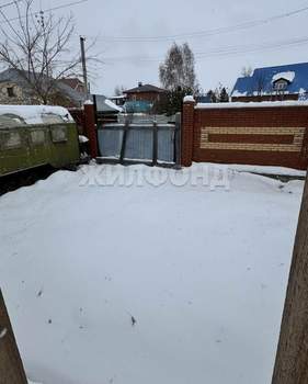 Дом 140м², 2-этажный, участок 10 сот.