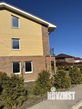 Таунхаус 192м², 3-этажный, участок 3 сот.