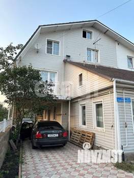 Дом 240м², 3-этажный, участок 4 сот.