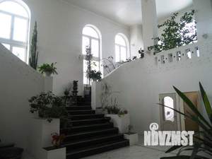 Коттедж 435м², 2-этажный, участок 11 сот.