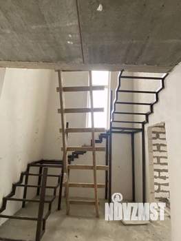 Коттедж 180м², 2-этажный, участок 8 сот.