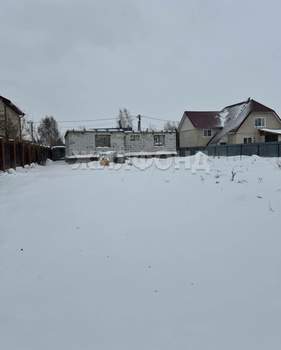 Дом 140м², 2-этажный, участок 10 сот.