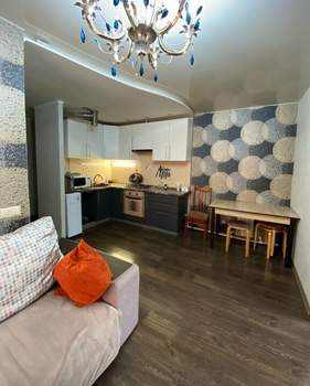 Дом 60м², 2-этажный, участок 9 сот.