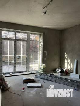 Таунхаус 130м², 3-этажный, участок 1 сот.