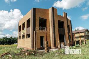 Дом 240м², 3-этажный, участок 10 сот.