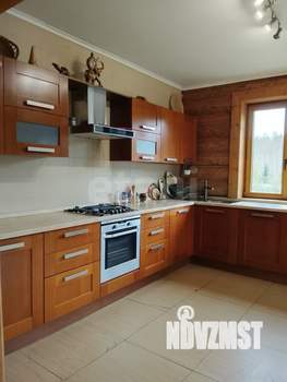 Дом 164м², 3-этажный, участок 10000 сот.