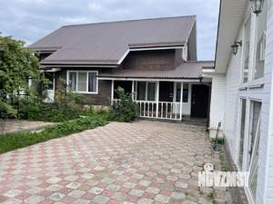 Дом 200м², 2-этажный, участок 13 сот.