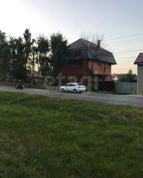 Дом 317м², 3-этажный, участок 5 сот.