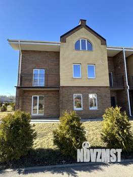 Таунхаус 192м², 3-этажный, участок 3 сот.