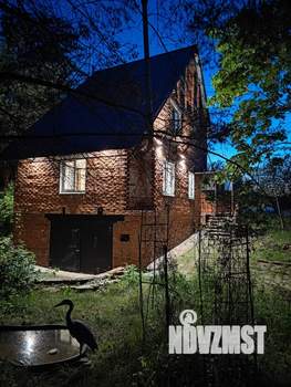 Дом 210м², 3-этажный, участок 30 сот.