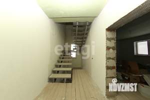 Дом 317м², 3-этажный, участок 5 сот.