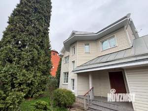 Коттедж 260м², 2-этажный, участок 7 сот.