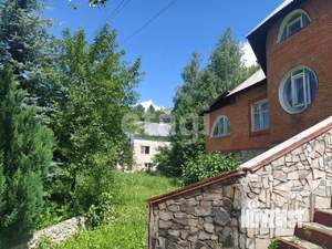 Дом 359м², 3-этажный, участок 21 сот.