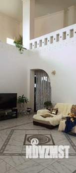 Коттедж 435м², 2-этажный, участок 11 сот.