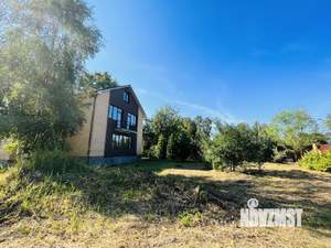 Дом 250м², 2-этажный, участок 15 сот.