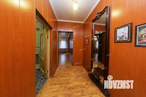 Дом 248м², 2-этажный, участок 4 сот.