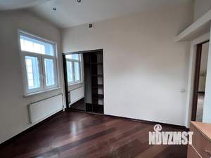 Дом 250м², 2-этажный, участок 15 сот.