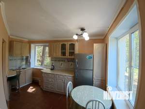 Дом 210м², 3-этажный, участок 30 сот.