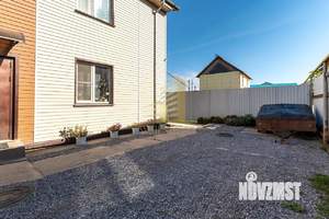 Таунхаус 81м², 2-этажный, участок 7 сот.