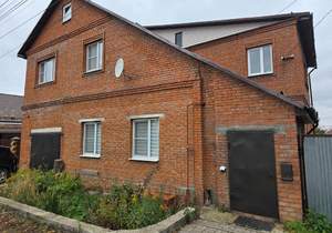 Дом 309м², 3-этажный, участок 6 сот.