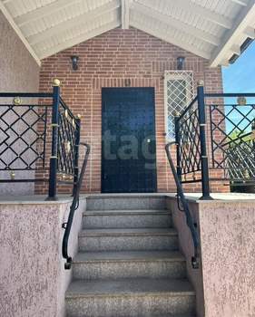 Дом 280м², 3-этажный, участок 6 сот.