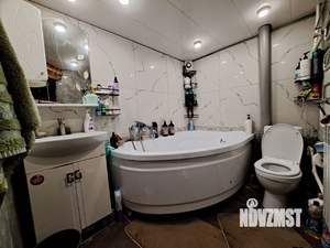 Дом 345м², 3-этажный, участок 10 сот.