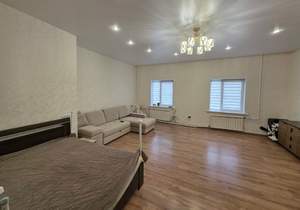 Дом 309м², 3-этажный, участок 6 сот.