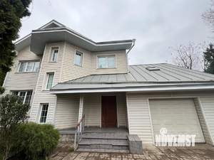 Коттедж 260м², 2-этажный, участок 7 сот.