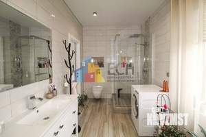 Дом 119м², 2-этажный, участок 5 сот.