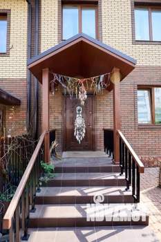 Таунхаус 180м², 3-этажный, участок 2 сот.