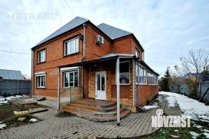 Коттедж 392м², 3-этажный, участок 18 сот.