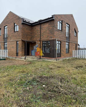 Дом 100м², 2-этажный, участок 3 сот.