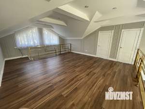 Коттедж 218м², 2-этажный, участок 19 сот.