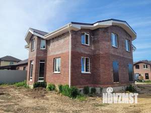 Дом 114м², 2-этажный, участок 4 сот.