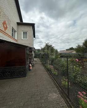 Дом 323м², 2-этажный, участок 9 сот.