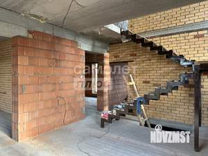 Дом 238м², 3-этажный, участок 8 сот.