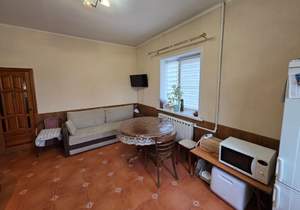 Дом 309м², 3-этажный, участок 6 сот.