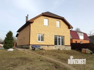 Дом 251м², 2-этажный, участок 17 сот.