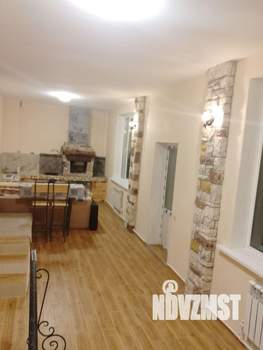 Коттедж 160м², 2-этажный, на длительный срок, 