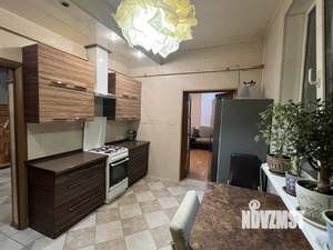 Дом 250м&sup2;, 2-этажный, на длительный срок, 