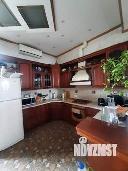 Коттедж 320м², 2-этажный, на длительный срок, 